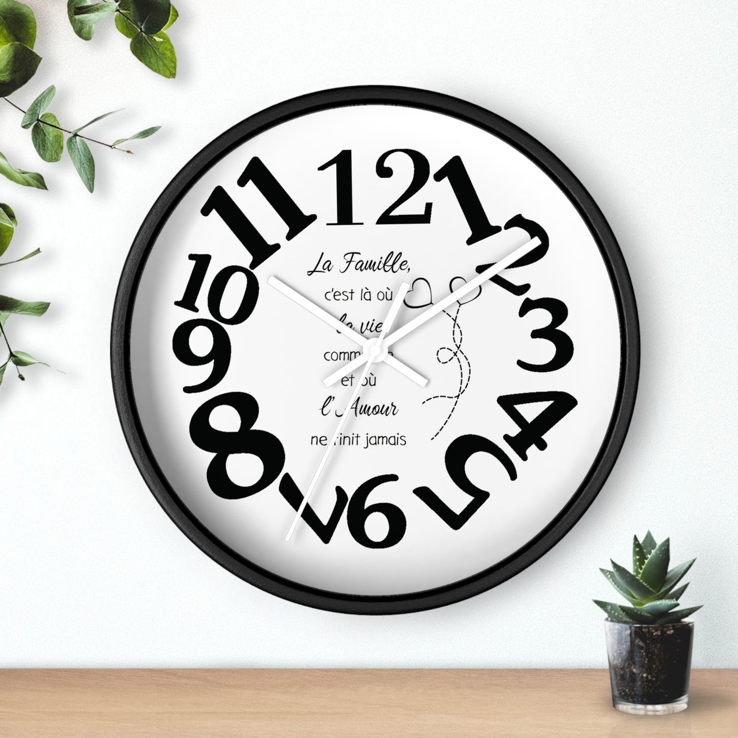 Family-Centric Wall Clock - Timeless Home Decor with French Quote